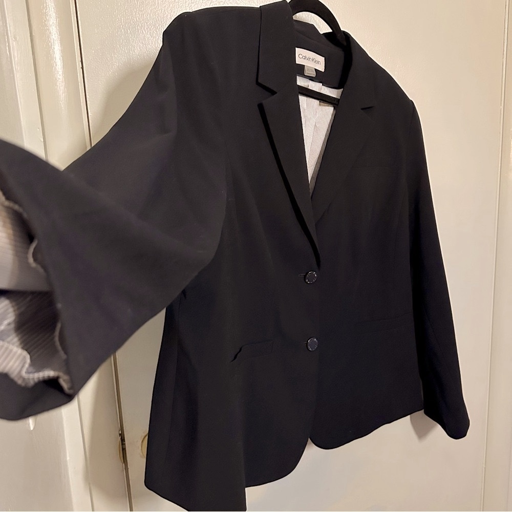 🌟NWOT CALVIN KLEIN Dark Navy Blue Blazer, Sz. 20, Silk Pinstripe Lined, 10/10 ❄️